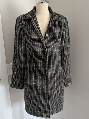 AGB Women’s Black/White Tweed Overcoat Button Front Lined Collared Size 6